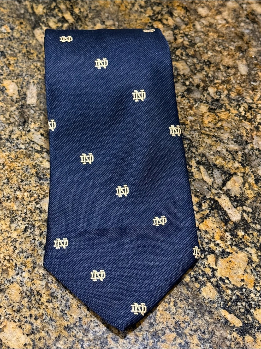 Vintage University Of NOTRE DAME Varsity Neck Tie Hammes Bookstore On Campus EUC
